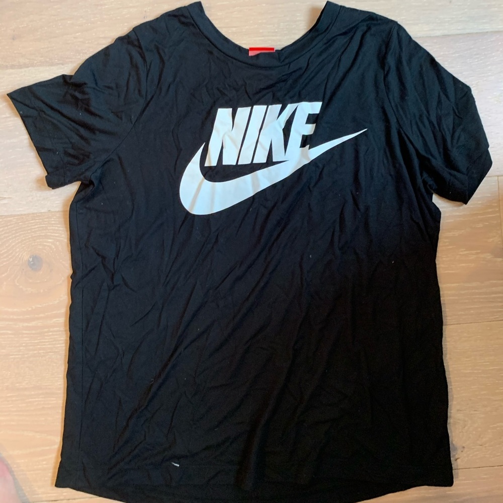 Nike workout top